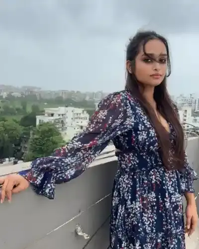 Morjim Beach Escorts