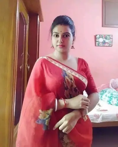 Escorts Morjim Beach